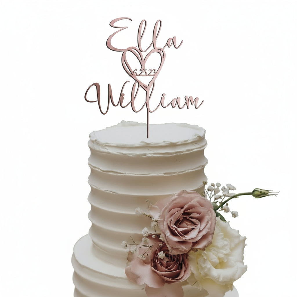 Topper per torta per matrimoni, con un cuore nomi e data