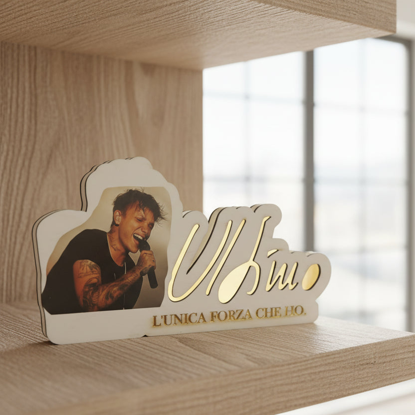 Lampada in Legno con Ultimo- L’unica forza che ho