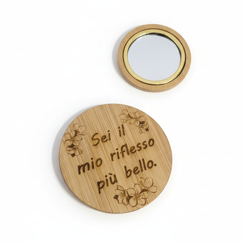Specchietto da Borsa in Legno Personalizzato con Incisione – “Sei il mio riflesso più bello”