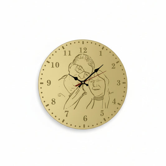 Orologio da Parete in Plexiglass Oro Specchiato con foto incisa - MC Creazioni  