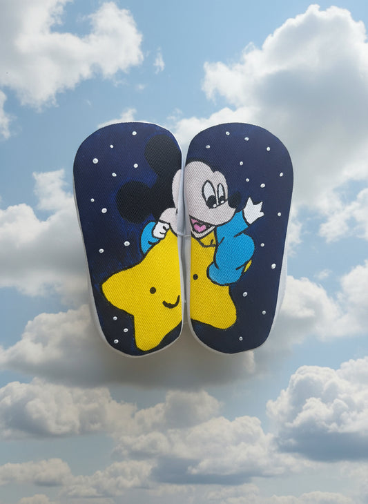 Scarpette neonato dipinte a mano – tema stellina e topolino
